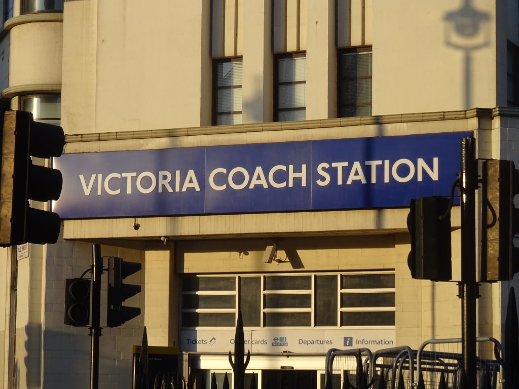 Da Edimburgo a Londra in bus:dalla capitale della Scozia alla città più trendy del&nbsp;mondo